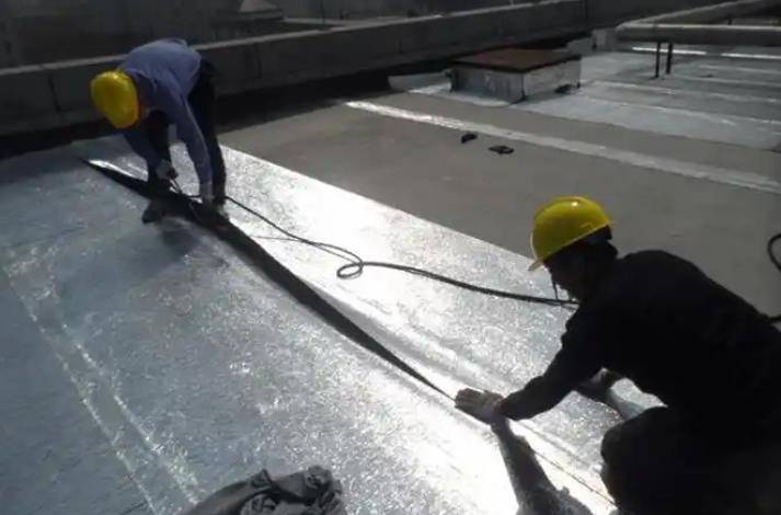 屋面雨天漏水怎么做防水？做什么材料好？