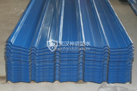 厂房屋面彩钢瓦寿命及锈蚀漏雨处理方案